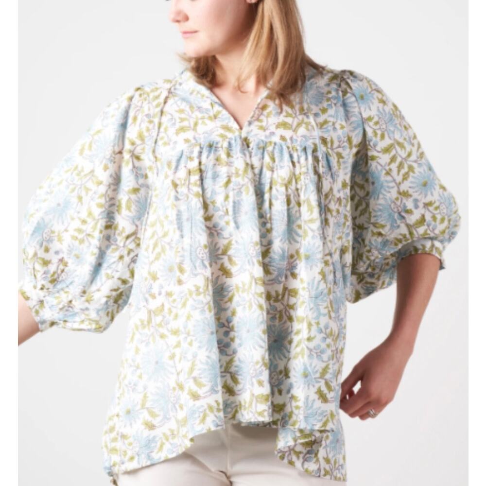 Mille Thalia Top in Blue Vine Sz. XS